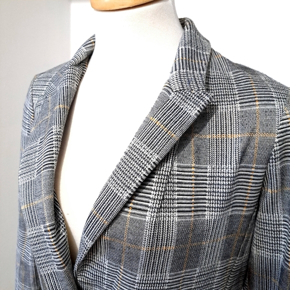 H&M | Black / white appers grey check striped women's blazer - Picture 3 of 10
